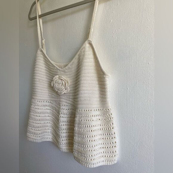 NWT Rosette Crochet Peplum Crop top Cream Size XL Airy
Beachy Soft girl - Picture 3 of 8